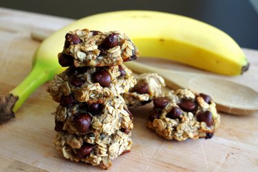 Cookies 3 ingrédients aux flocons d'avoine et banane sans farine, œufs ni sucre