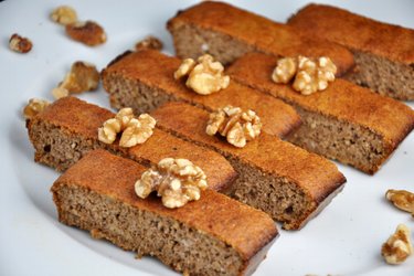 Gâteau 3 ingrédients facile aux noix (sans gluten)