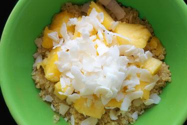 Quinoa exotique à la noix de coco et à l’ananas