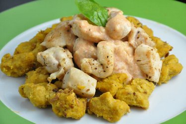 Gnocchis de potiron et poulet sauce au fromage