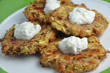 Beignets de courgette et thon sains au four (sans gluten)