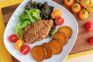 Escalopes panées au four et patates douces