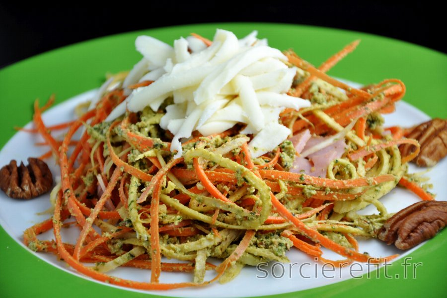“Pâtes” à la carotte et persil, pesto au basilic